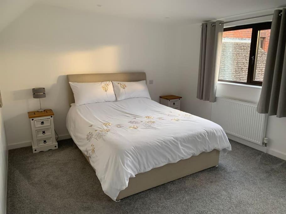 1 Bedroom Self Contained Separate Annexe In Exeter Ide Εξωτερικό φωτογραφία