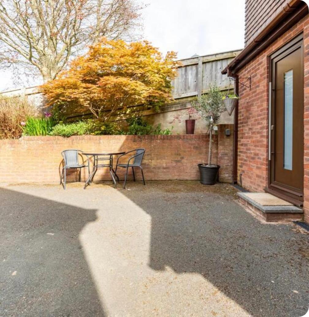 1 Bedroom Self Contained Separate Annexe In Exeter Ide Εξωτερικό φωτογραφία